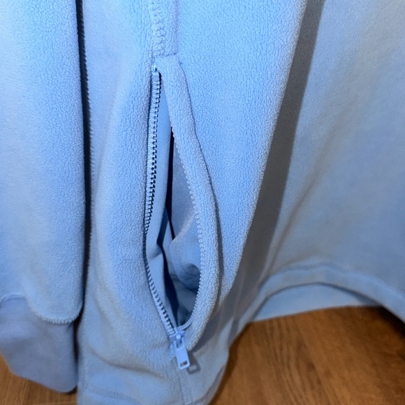 Jordan Brand Men’s Carolina Blue NC Tarheels Sideline Coaches Fleece Medium - Picture 4 of 4